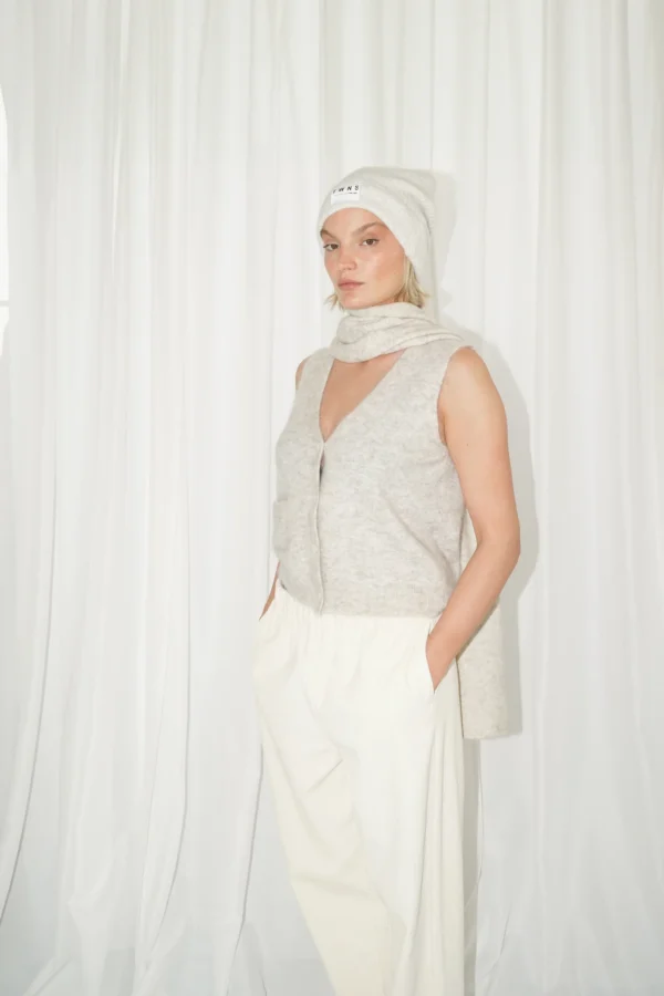 TWNS - Castlerock sleeveless cardigan