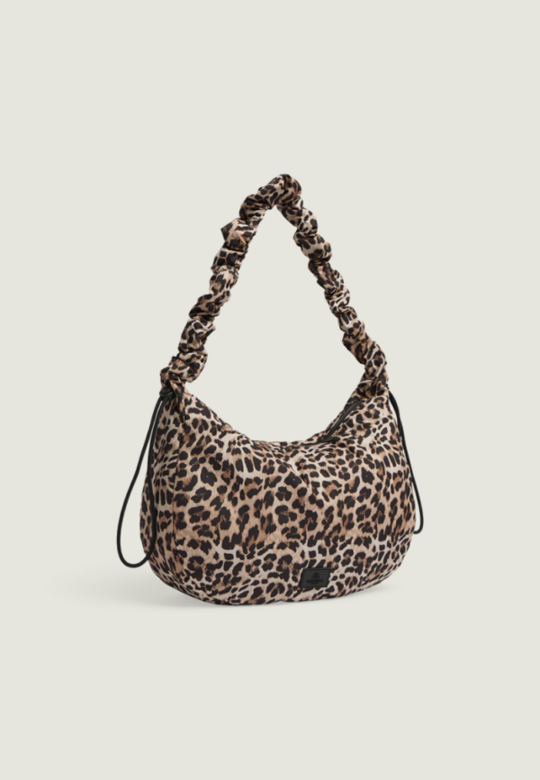 MARKBERG Ground Bag | Leopard