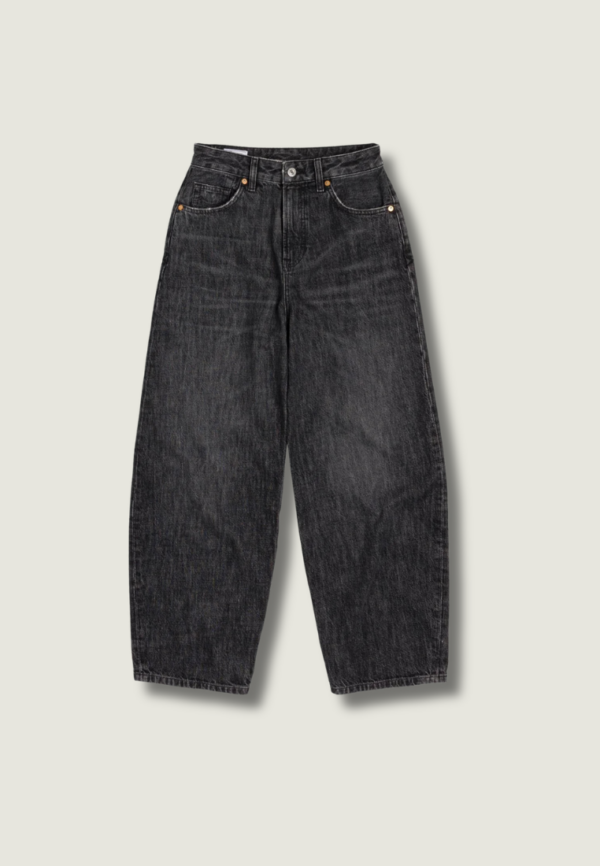 KOI Leila | Ceky Black Worn